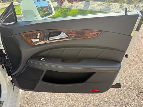 Used 2016 Mercedes-Benz CLS 400 image 20