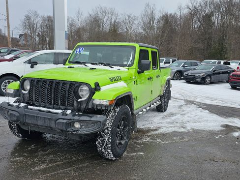Used 2021 Jeep Gladiator Willys image 3