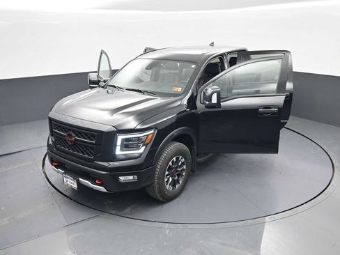 Used 2024 Nissan Titan PRO-4X w/ Pro-4x Convenience Package image 41