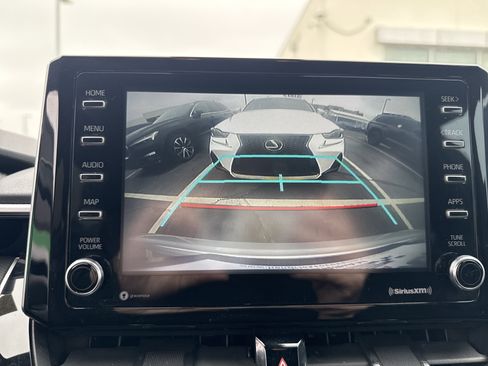 Used 2021 Toyota Corolla SE w/ SE Premium Package image 24