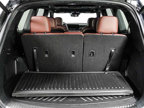 Used 2024 Kia Telluride SX Prestige AWD/4WD image 33