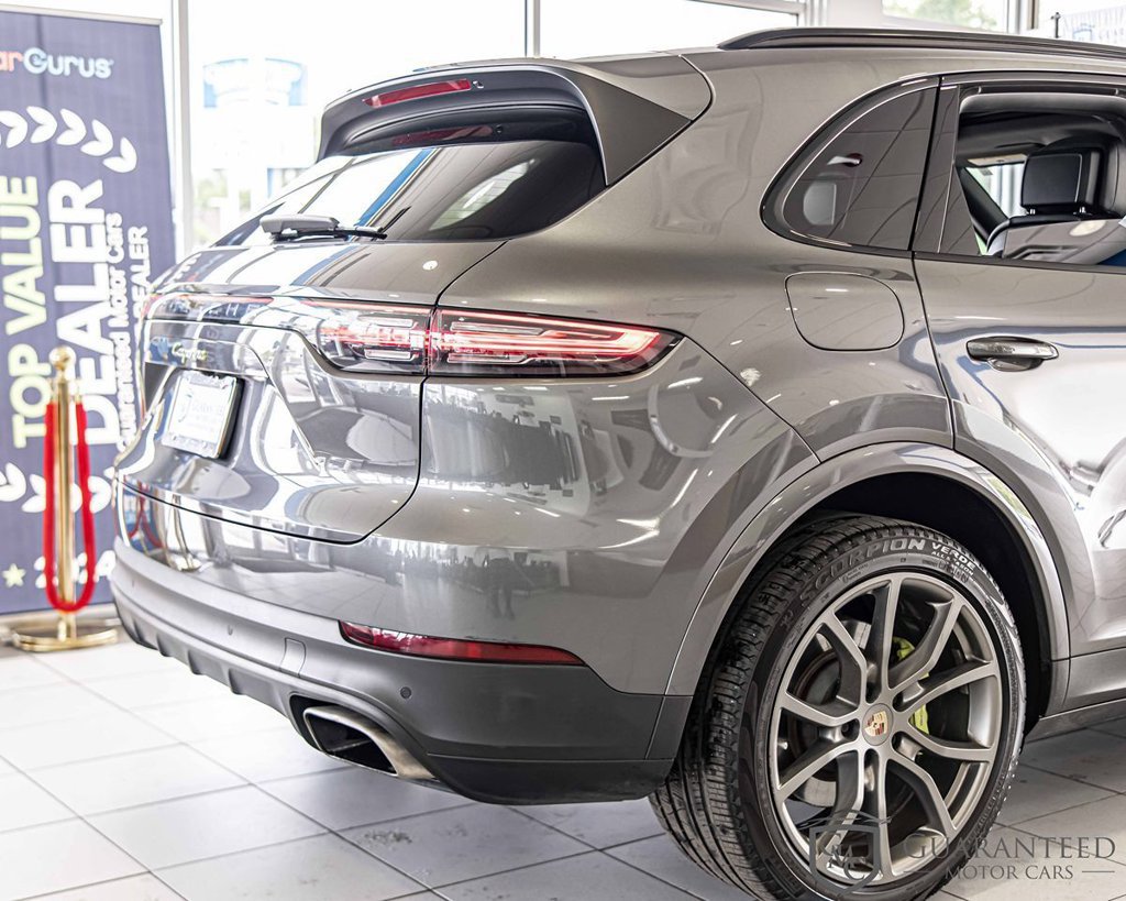 Used 2020 Porsche Cayenne E-Hybrid AWD/4WD image 14
