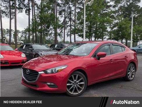 Used 2018 MAZDA MAZDA3 Touring FWD image 1