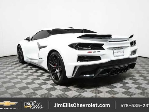 Used 2023 Chevrolet Corvette Z06 w/ Stealth Interior Trim Package RWD image 30