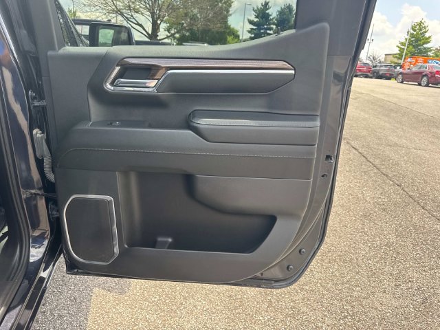Used 2024 Chevrolet Silverado 1500 LT w/ Protection Package AWD/4WD image 21