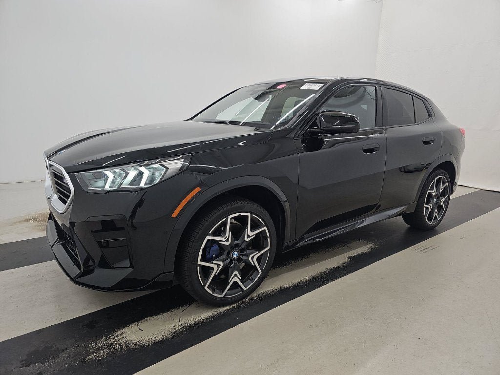 Used 2026 BMW X2 M35i AWD/4WD image 1