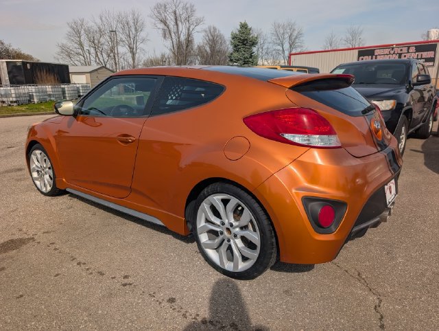 Used 2014 Hyundai Veloster Turbo FWD image 4