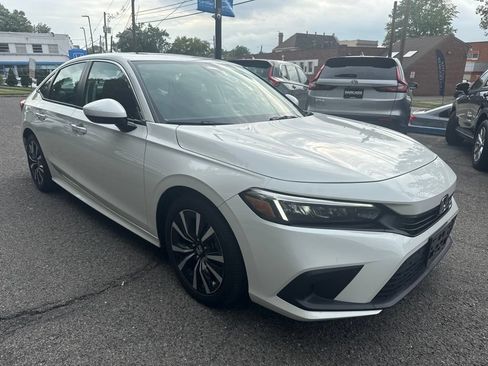Used 2024 Honda Civic EX image 2