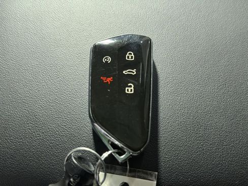 Used 2024 Volkswagen Atlas Peak Edition SEL AWD/4WD image 37