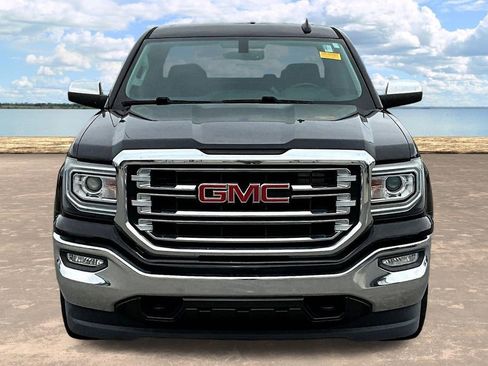 Used 2018 GMC Sierra 1500 SLT w/ SLT Premium Package image 4