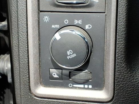 Used 2022 RAM 1500 Tradesman w/ Tradesman SXT Package AWD/4WD image 33