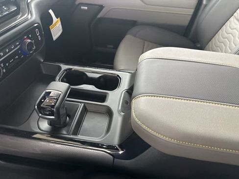 New 2026 Chevrolet Silverado 1500 ZR2 AWD/4WD image 18