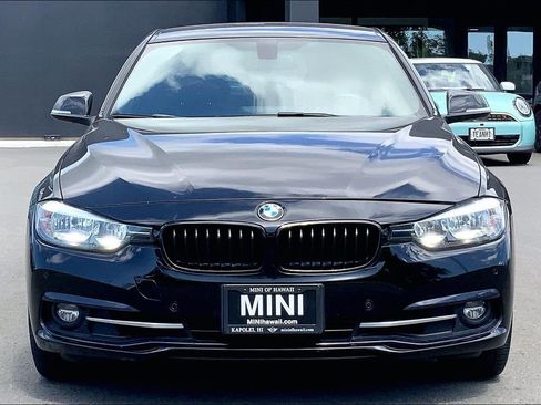 Used 2017 BMW 330i Sedan image 3