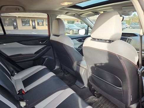 Used 2019 Subaru Crosstrek 2.0i Limited w/ Moonroof Package w/Navigation image 29