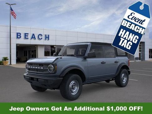 New 2025 Ford Bronco 4-Door image 1