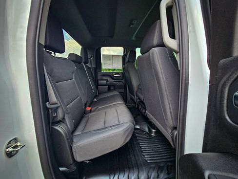 Used 2024 GMC Sierra 3500 Pro w/ 1SA Pro Safety Plus Package AWD/4WD image 31