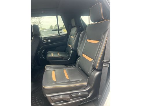 Certified 2022 GMC Yukon AT4 AWD/4WD image 9
