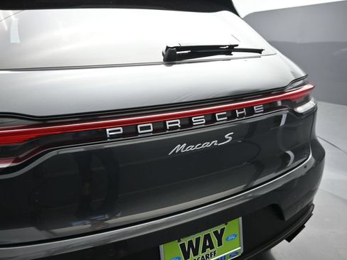 Used 2020 Porsche Macan S AWD/4WD image 2