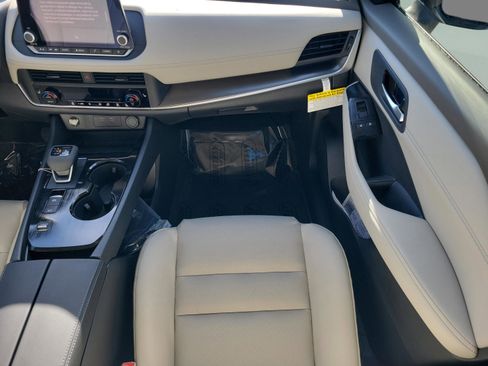 New 2026 Nissan Rogue SV image 12