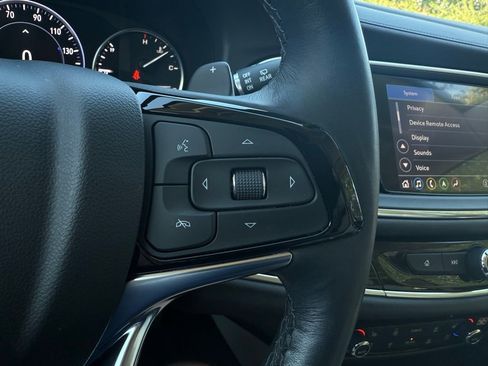 Used 2023 Buick Enclave Avenir w/ Avenir Technology Package image 40