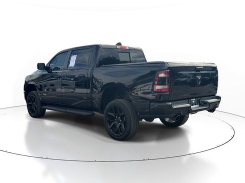 Used 2023 RAM 1500 Laramie AWD/4WD image 3