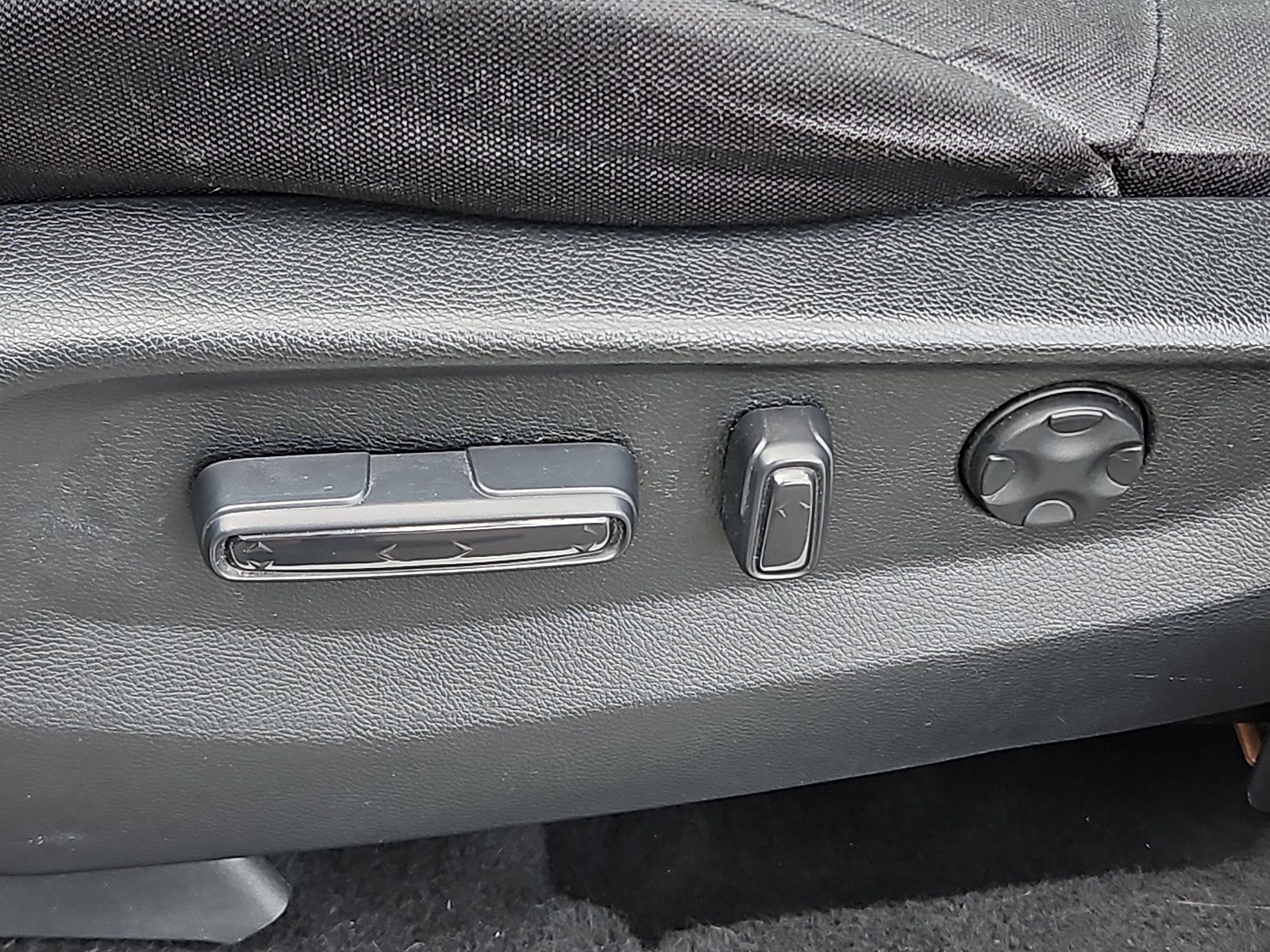 Used 2020 Honda CR-V EX image 27