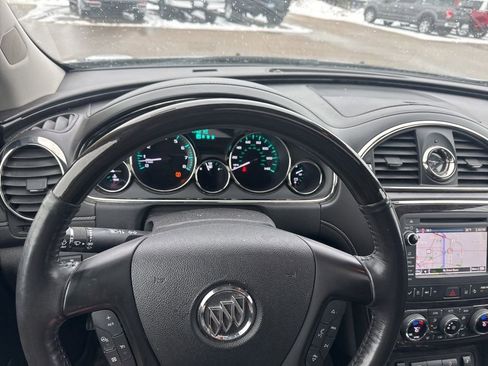 Used 2017 Buick Enclave Leather image 16