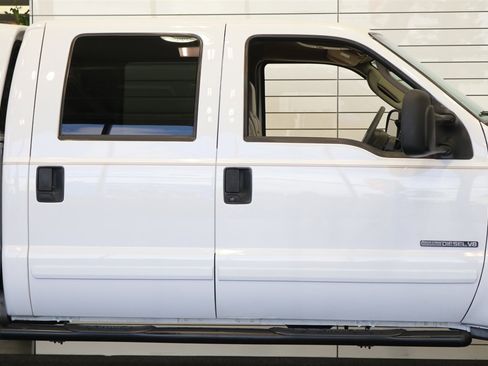 Used 2003 Ford F350 Lariat image 51