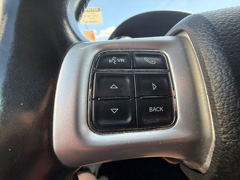 Used 2020 Dodge Grand Caravan GT FWD image 16