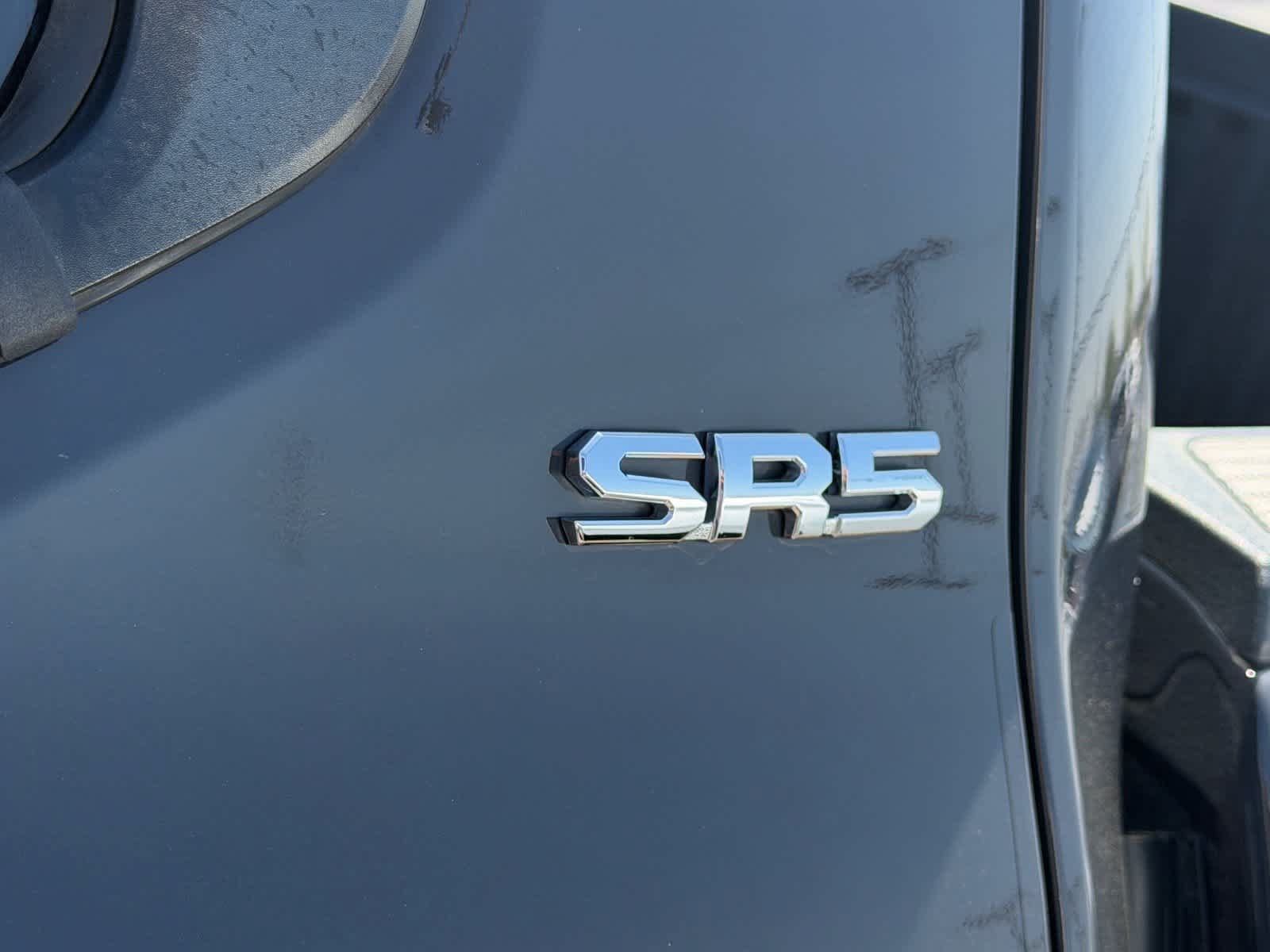 Used 2024 Toyota Tacoma SR5 AWD/4WD image 31