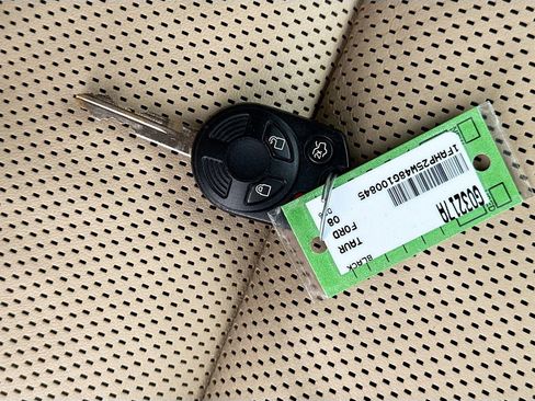 Used 2008 Ford Taurus Limited image 34