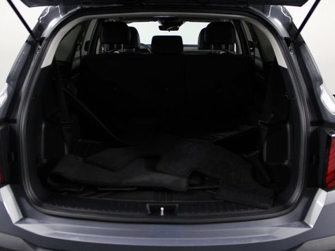Used 2024 Kia Sorento S w/ Panoramic Sunroof Package FWD image 17