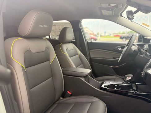 New 2026 Chevrolet Trax ACTIV FWD image 16