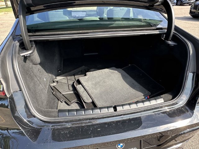 Certified 2023 BMW i7 xDrive60 AWD/4WD image 15