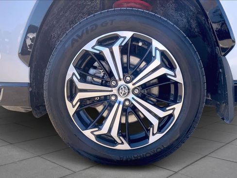 Used 2023 Toyota RAV4 XSE w/ Weather Package image 10