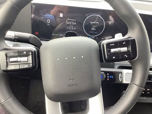 New 2026 Hyundai Ioniq 9 Limited AWD/4WD image 24