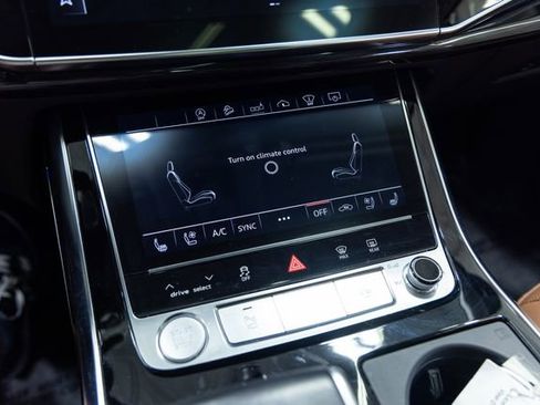Used 2020 Audi Q7 3.0T Prestige w/ Prestige Package AWD/4WD image 19