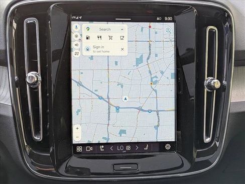 New 2025 Volvo XC40 B5 Core w/ Protection Package Premier image 13