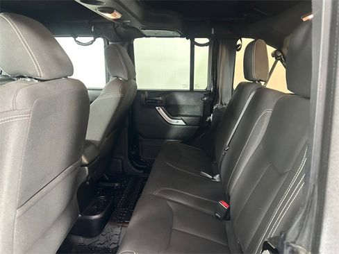 Certified 2018 Jeep Wrangler Unlimited Sahara w/ Connectivity Group image 13