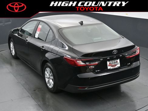 New 2026 Toyota Camry LE image 31