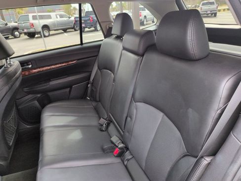 Used 2012 Subaru Outback 2.5i Limited image 18