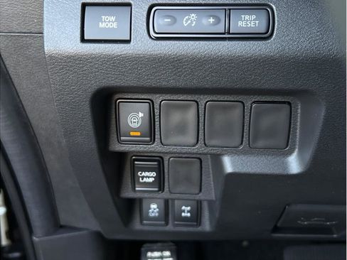 New 2026 Nissan Frontier PRO-4X w/ Tow Package AWD/4WD image 19