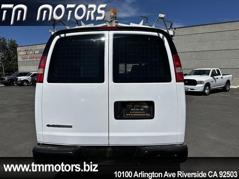 Used 2008 Chevrolet Express 2500 RWD image 5