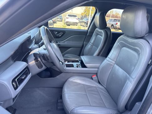 Used 2020 Lincoln Aviator Reserve w/ Equipment Group 201A image 10