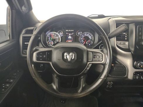 Used 2024 RAM 2500 Tradesman w/ Chrome Appearance Group AWD/4WD image 15