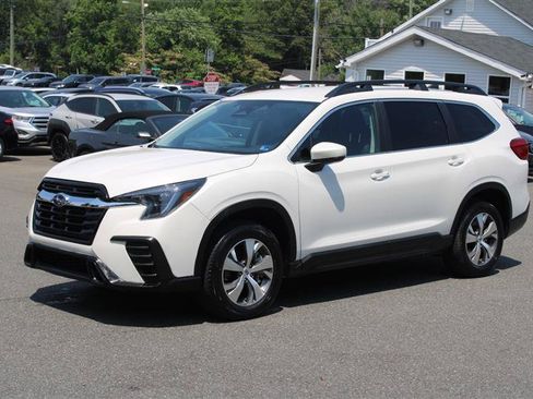 Used 2025 Subaru Ascent Premium AWD/4WD image 4