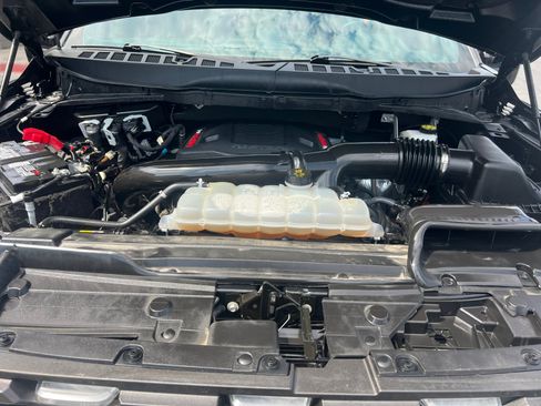 Used 2022 Ford F150 Raptor w/ Raptor 37 Performance Package AWD/4WD image 36