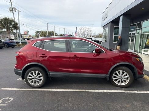 Used 2020 Nissan Rogue Sport SV image 12