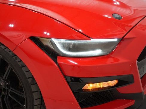 Used 2020 Ford Mustang Shelby GT500 w/ Technology Package image 13