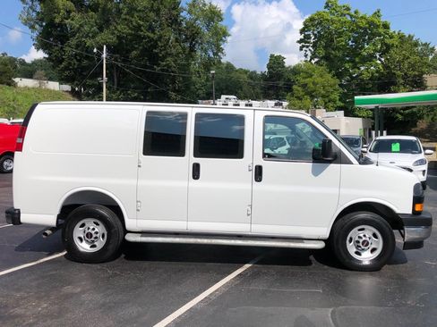 Used 2025 GMC Savana 2500 w/ Driver Convenience Package RWD image 7
